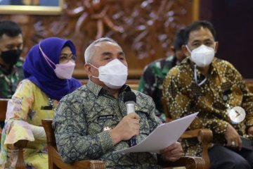 Kaltim akan batasi aktivitas di luar rumah selama dua hari