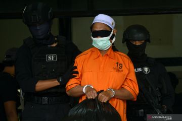 TERSANGKA TERORIS DIBERANGKATKAN KE JAKARTA