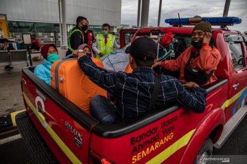 Bandara Ahmad Yani ditutup akibat cuaca buruk