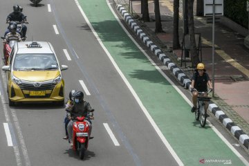 Jalur sepeda permanen, Pengamat: Evaluasi penggunaan jalur yang ada