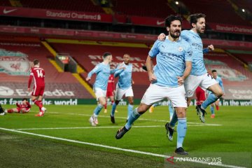 The Citizens semakin nyaman di puncak klasemen usai pecundangi The Reds 4-1