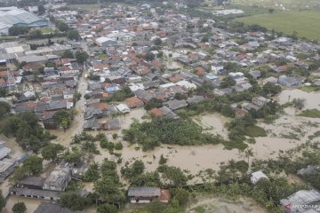 Kemarin, Dana Desa untuk PPKM mikro sampai banjir di wilayah Jabar