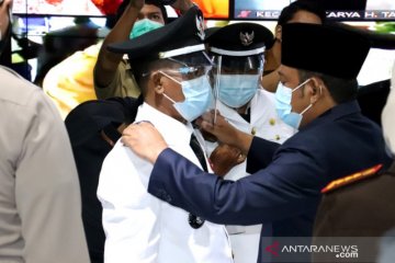 Bupati Bekasi lantik 16 kades terpilih Pilkades Serentak 2020