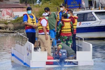 Bersihkan sungai, Kota Padang miliki kapal khusus pengumpul sampah