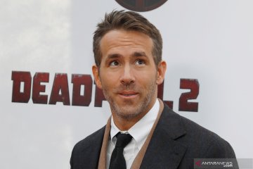 Ryan Reynolds rampungkan proses akusisi klub divisi lima Inggris