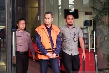 KPK mengeksekusi mantan Dirkeu AP II Andra Agussalam ke Lapas Cibinong
