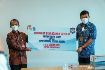 Menteri BUMN bantu satu juta masker untuk daerah zona merah COVID-19