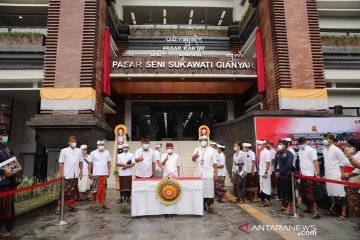 Gubernur Bali minta ada kepastian harga produk di pasar Sukawati