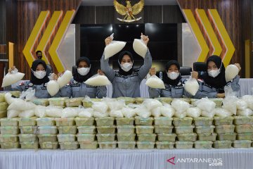 Gagalkan peredaran ratusan kilogram sabu-sabu