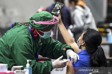 Vaksinasi tenaga kesehatan bertambah 43.140 orang total 1.060.326