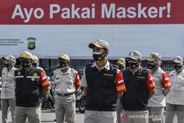 Apel kesiapan Bhabinkamtibmas dan tenaga kesehatan Polri