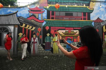 Mural di kampung Pecinan