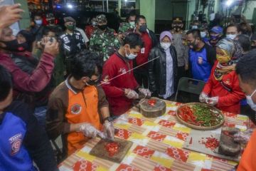 Mensos kunjungi warga terdampak banjir