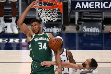 Bucks hentikan lima kekalahan beruntun dengan tundukkan Thunder