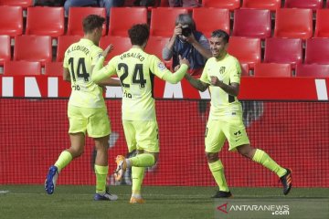 Atletico kukuhkan posisi puncak seusai menang di Granada