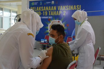 Vaksinasi COVID-19 Sinovac Tahap Dua