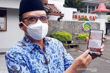 Bupati Banyumas bantah tolak SKB 3 Menteri terkait seragam sekolah