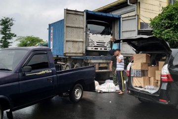 Bea Cukai ungkap rokok ilegal diangkut truk kontainer hingga Lamongan