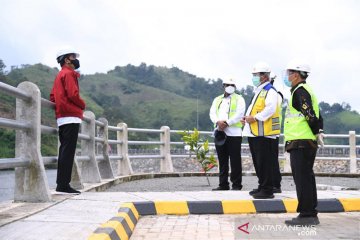 Kepada Gubernur-Bupati, Presiden: Banjir jangan terulang di Kalsel