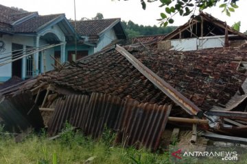 Pergerakan tanah di Sukabumi semakin masif