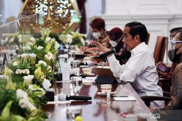 Presiden Jokowi akui sosialisasi vaksinasi COVID-19 masih kurang