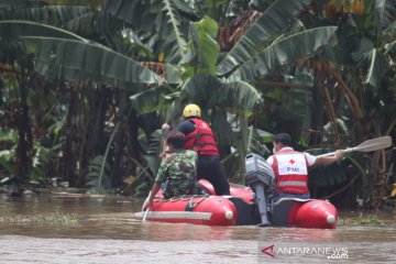 Satu warga Cibodas Tangerang tewas terbawa arus banjir