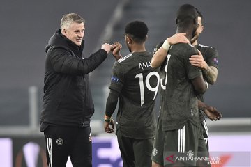 Manchester United utamakan cari striker baru