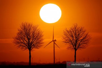 Kincir angin pembangkit tenaga listrik di Prancis
