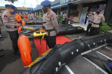 Polairud Polda Jatim siagakan personel tangani bencana alam