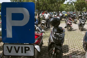 DKI tambah lokasi tarif parkir tertinggi kendaraan tak lolos uji emisi