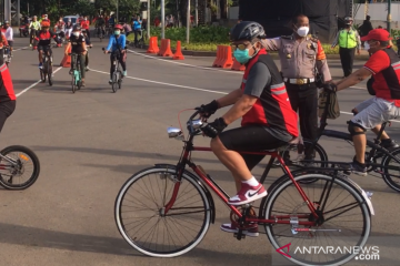 Politik hijau PDI Perjuangan saat bersepeda santai di Monas dan GBK