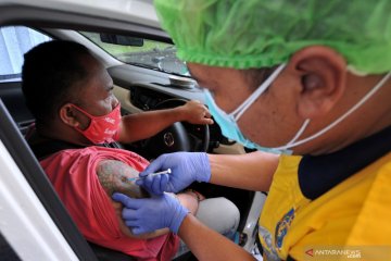 Hoaks! Vaksinasi lantatur hanya menancapkan jarum suntik di Indonesia