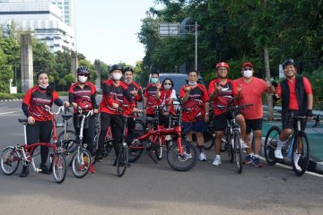 Gowes bareng PDIP, Utut tekankan jalan politik kegembiraan