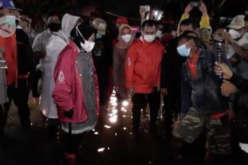 Tinjau banjir Semarang, Mensos Risma minta semua pompa dioperasikan