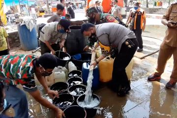 BPBD Padang salurkan air bersih bagi warga Batang Arau