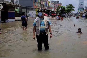 Banjir Ciledug Indah mulai surut, Pemkot Tangerang dorong normalisasi sungai