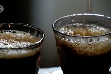 Mengenal tradisi minum kopi setengah gelas khas Aceh