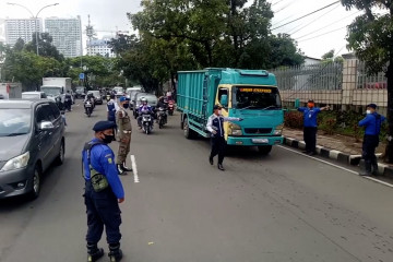 Pemkot batasi akses jalur keluar masuk ke Kota Tangerang