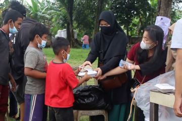 Nasi beserta lauk Rp1.000 di Palembang, ringankan beban warga saat pandemi