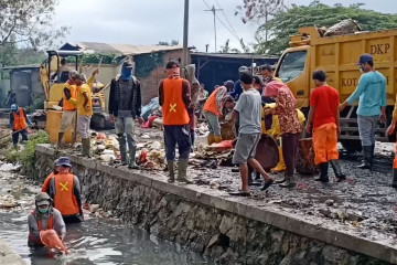 Perlu kerja sama untuk atasi sampah di Pantai Merak