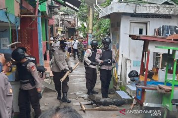 Polisi selidiki penemuan benda diduga mortir di Cipinang