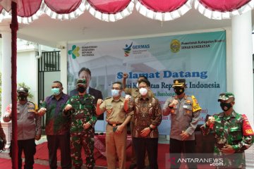 Menkes: Perlu gandeng TNI/Polri gencarkan pelacakan kasus COVID-19