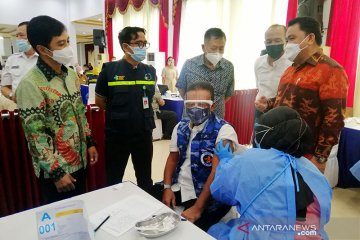 572 purnawirawan TNI AU divaksin COVID-19