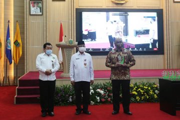 Disnaker Banten bantah sejumlah pabrik hengkang dari Banten