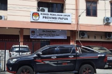 Empat anggota KPU Provinsi Papua diberhentikan