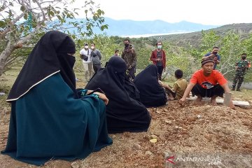 Keluarga Irul, DPO MIT Poso yang tewas tak diizinkan pindahkan makam