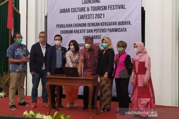 Pulihkan ekonomi, empat PTN Jabar akan gelar festival ekonomi kreatif