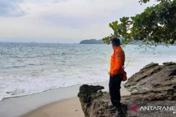 Dua bocah hilang tenggelam, berenang di Pantai Palabuhanratu, Sukabumi