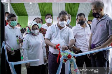 Menteri Trenggono resmikan Pusat Koi dan Maskoki Nusantara di Cibinong