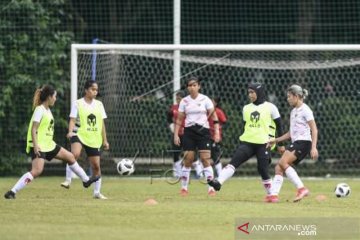 Latihan Timnas Putri Indonesia Jelang Sea Games Vietnam